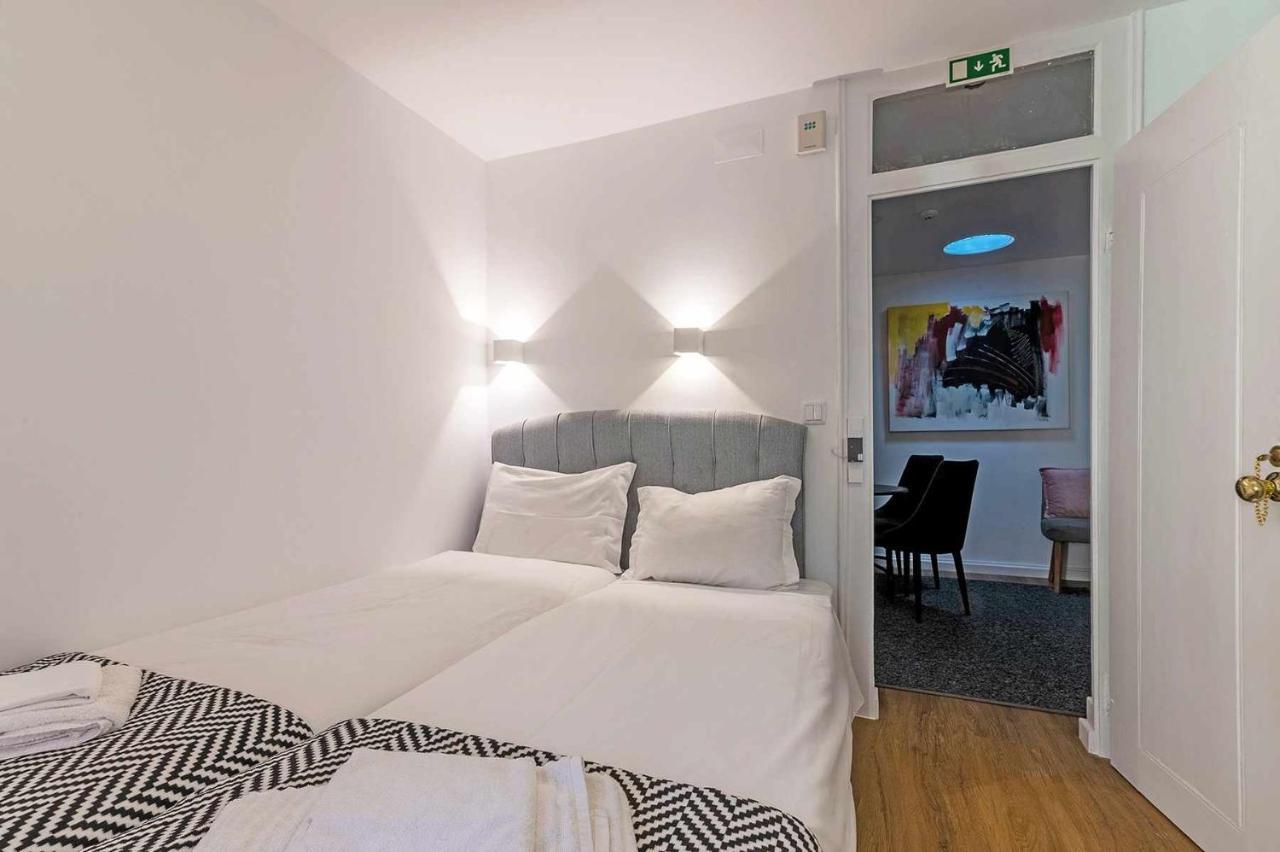 Bairro Alto Palace Special For Groups Up To 24 Guests Lisboa 外观 照片