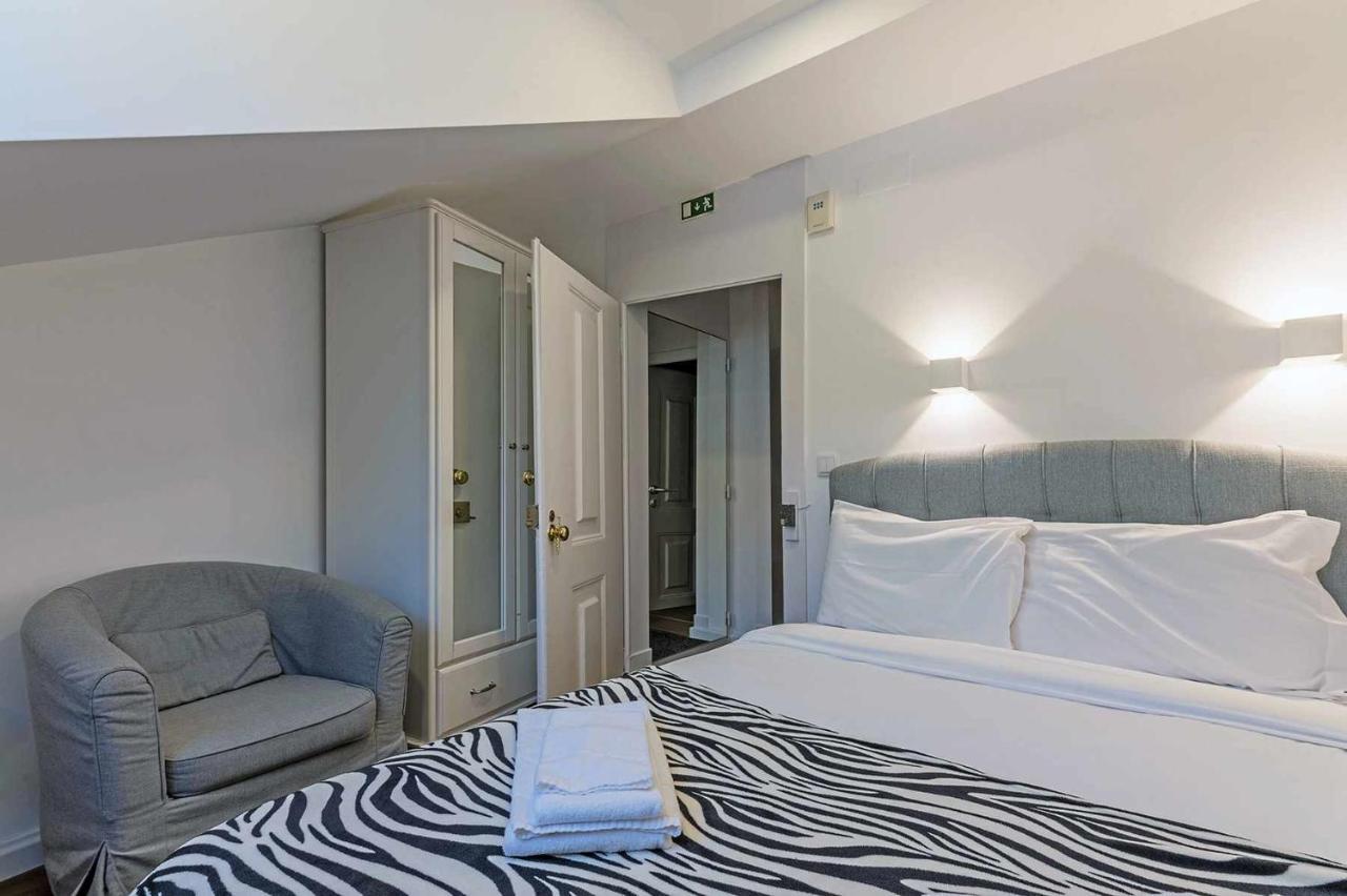 Bairro Alto Palace Special For Groups Up To 24 Guests Lisboa 外观 照片