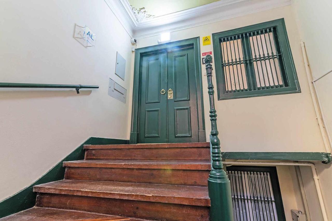Bairro Alto Palace Special For Groups Up To 24 Guests Lisboa 外观 照片
