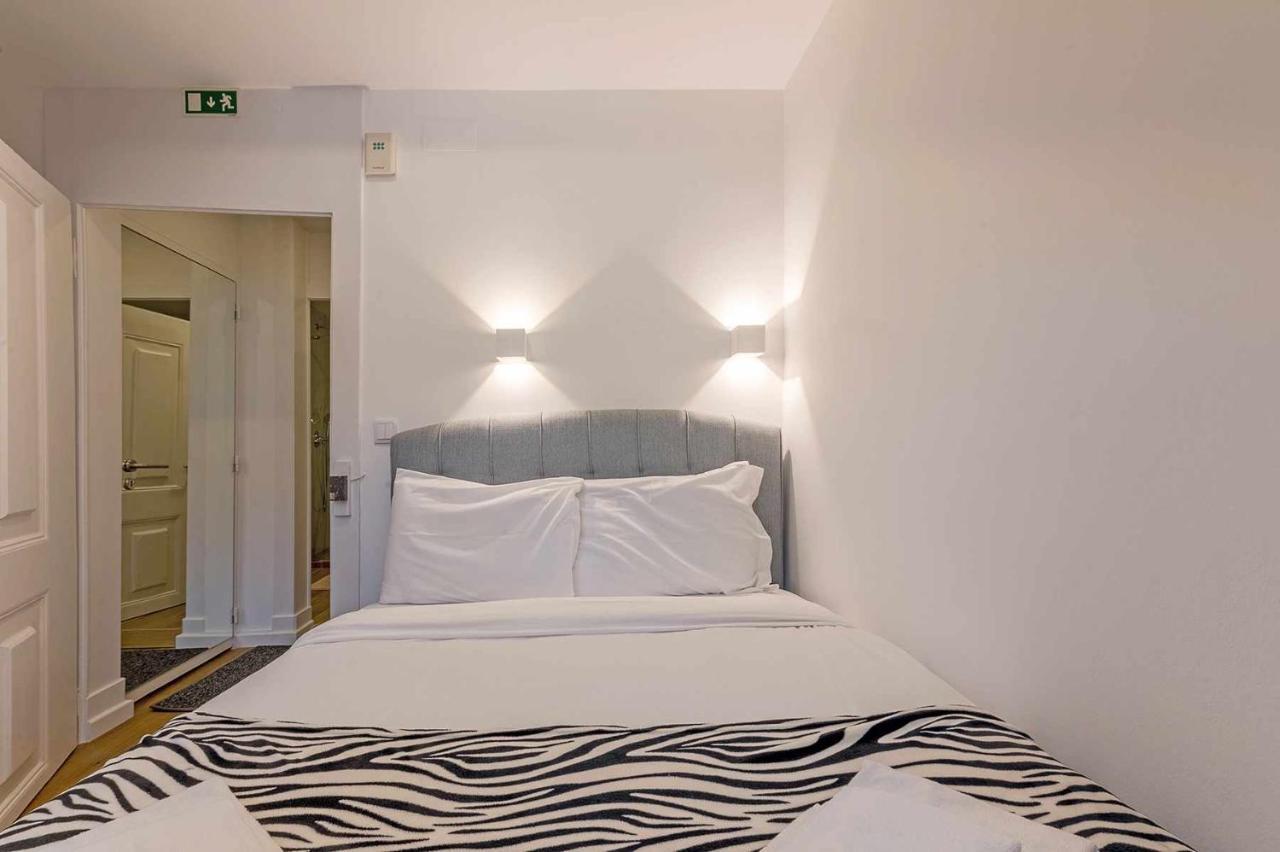 Bairro Alto Palace Special For Groups Up To 24 Guests Lisboa 外观 照片